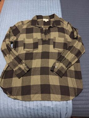Set of 2 long sleeve loft tops L